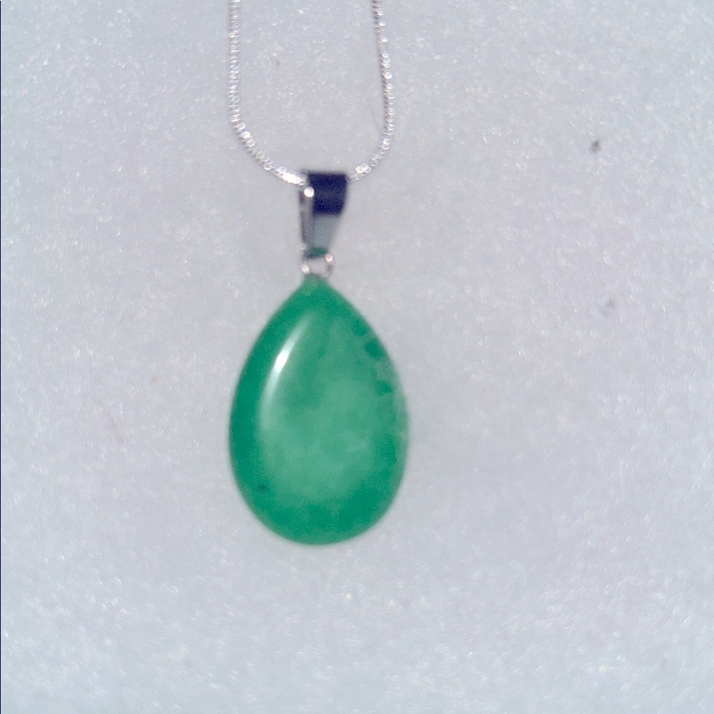 Boho hippie Jade 18” Sterling Silver Neckl…